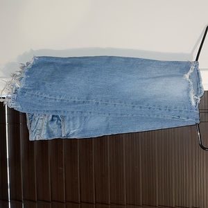 Zara low rise jeans, size 6 in a blue washed color